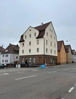 4 Zimmer Wohnung sanierter Altbau in toller Lage in Stuttgart - Stuttgart