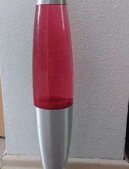 Lavalampe, rot, abzugeben - Mallersdorf-Pfaffenberg