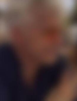 Rot*** - Neumünster