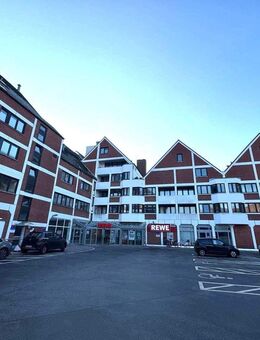 Großzügige 1-Zimmer-Wohnung mit Garagenstellplatz in Reinbek - Reinbek