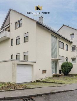 Attraktive 4-Zi.-Whg. in sehr guter Wohnlage mit bester Verkehrsanbindung & Balkon & Garage! - Korntal-Münchingen