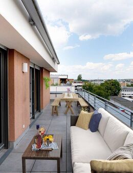 Penthouse mit Dachterrasse in Dresden Neustadt - Design, Komfort und Stadtblick. - Dresden