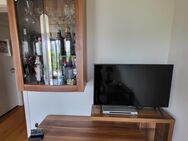 Prenneis Junges Wohnen Sideboard, Vitrine, Tisch - München Trudering-Riem