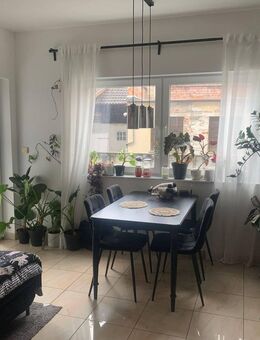 Moderne und schöne 2 Zi. EG ETW mitten in der Mühlheimer Altstadt in kl. WE! TGL Bad+Garage+etc. - Mühlheim (Main)