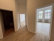KUNZE: Renovierte 2 Zimmer Wohnung Nähe Schwarzer Bär - Hannover