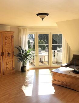 Menglinghausen 108m² ETW - 4 Zi. - 2 Bäder - Maisonette - Balkon - TG - top Lage - Dortmund