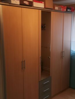 Geräumiger Schrank - Braunschweig