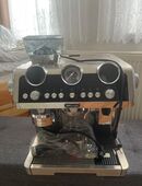 Espressomaschine von DeLongi in 36448