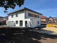 Neubau-Doppelhaushälfte mit 136 m² Wohnfläche - Gronau (Westfalen)