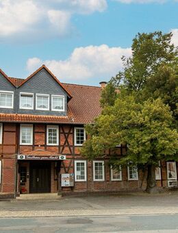 Wohn- und Geschäftshaus mit Gastgewerbe in Groß Lafferde - Lahstedt
