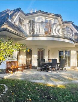 Wohnen auf höchstem Niveau! Repräsentative Villa mit exklusiver Ausstattung und großer Gartenanlage! - Strehla