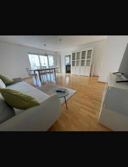 3Zimmer Wohnung in Frankfurt -Schwanheim - barrierefrei mit Fahrstuhl - Frankfurt (Main)