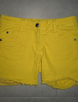 kurze Mädchenhose (Jeans) zu verkaufen *Größe 152* - Walsrode