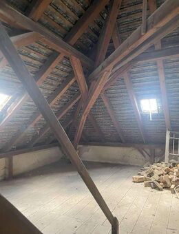 Mehrfamilienhaus aus der Gründerzeit -Denkmalschutzobjekt - Ebersbach-Neugersdorf