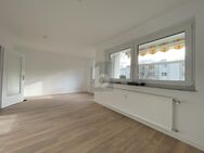 FRISCH SANIERT, BALKON, STELLPLATZ, ZENTRALE LAGE - Hannover