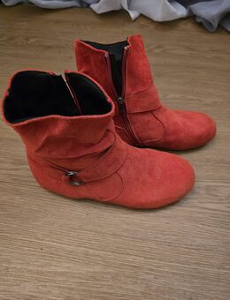 Elegante Rote Stiefeletten / Stiefel - Rosenfeld