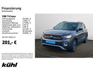 VW T-Cross, 1.0 TSI Active, Jahr 2022 - Hildesheim