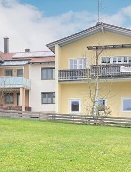 Zwei Häuser - 3 Wohneinheiten in Reischach - Reischach