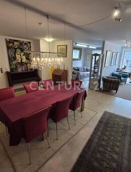 Kölner Stadtgrenze - Großzügige und komfortable 4-Zimmer-Wohnung mit Stellplatz in Sinnersdorf - Pulheim