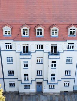 Helle Dachgeschoss Wohnung im Denkmal - Dresden