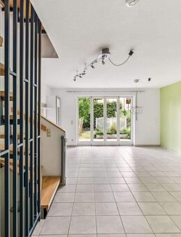 Familienfreundliches Reihenhaus mit Garten, Balkon & Carport - sofort bezugsfrei! - Amberg