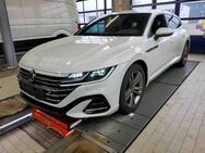 VW Arteon, 1.4 Shooting Brake R-Line e I, Jahr 2021 - Wackersdorf