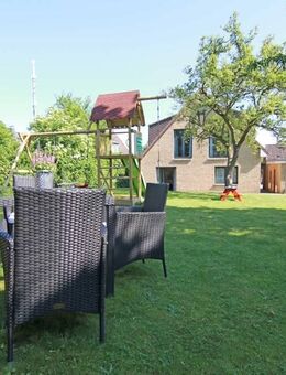 Travemünde. Ihr Eigenheim plus 3 voll ausgestattete Ferienwohnungen! Schöner Wohnen und dazu Rendite - Lübeck
