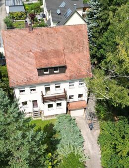 Charmantes Dreifamilienhaus in Top-Lage von Rückersdorf - Rückersdorf (Bayern)