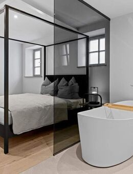 Einzigartige 3-Zimmer-Wohnung im Einzelbaudenkmal! Historisch, kernsaniert, zentral - Augsburg