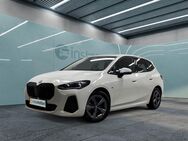 BMW 223, xDrive Active Tourer M Sportpaket, Jahr 2024 - München