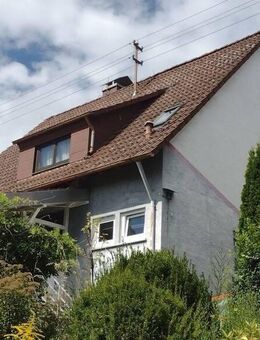 Hüttlingen: Behagliches EFH mit sonnigem Garten, Garage u. Carport in familienfreundlicher Lage! - Hüttlingen