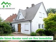 Wohnen in Werlte: Zentrales Einfamilienhaus mit zusätzlichem Grundstück für Bauvorhaben - Werlte