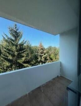 Charmante 2-Zimmer-Wohnung mit Balkon in Lusan sucht Nachmieter - Gera