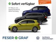 VW T-Roc, 1.5 TSI R-Line, Jahr 2023 - Nürnberg