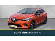 Renault Clio, Techno TCe 140, Jahr 2023 - Hof