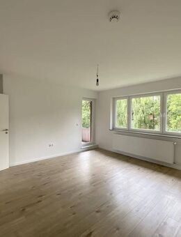 Renovierte 3-Zimmer-Wohnung mit Balkon, hier können Sie stressfrei einziehen! - Aurich