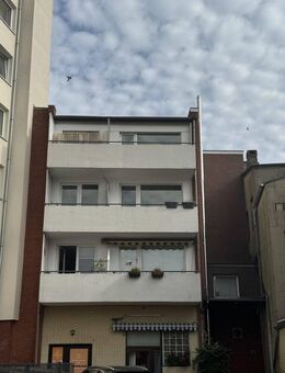 2,5 Zimmer-Wohnung mit Balkon - Elmshorn