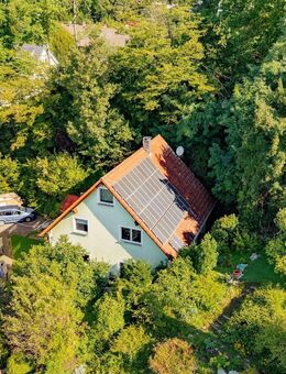 Charmantes Einfamilienhaus, ruhig gelegen, mit idyllischem Garten und gemütlicher Erdterrasse - Emmendingen