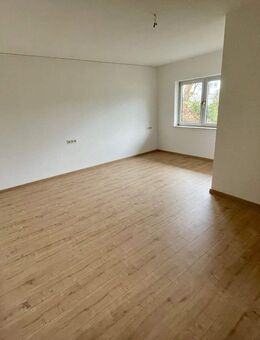 ruhig gelegene 2 ZKB mit neuer Einbauküche - Zweibrücken