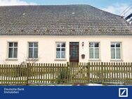 Charmantes Zweifamilienhaus mit Hof bestehend aus 3 Gebäuden in Lindow - Lindow (Mark)