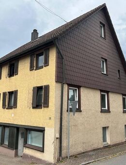 *IN ZENTRALER LAGE VON SCHRAMBERG!* Sehr gut vermietbares 5 Parteien-MFH mit viel Potenzial - Schramberg