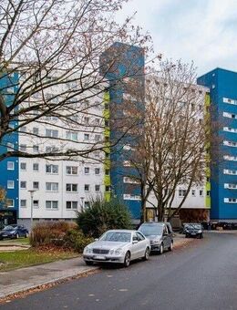 Familienfreundliche 3,5-Zimmer-Wohnung mit Balkon - Bremen