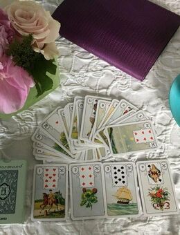 Ausbildung zur Kartenlegerin/medialen Beraterin mit den Lenormand-Karten - Malente