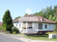 Einfamilienhaus mit Einliegerwohnung und schönem Garten in Oberthulba-Schlimpfhof - Oberthulba