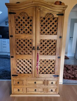Barschrank und 2 Sideboards - Nörvenich