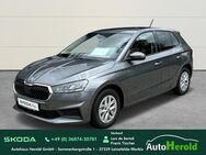 Skoda Fabia, 1.0 TSI Ambition 70kW Smart Link Sunset, Jahr 2022 - Heiligenstadt (Heilbad) Zentrum