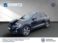 VW T-Roc, 1.0 TSI OPF R-Line, Jahr 2024 - Schleswig