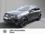 VW Touareg, 3.0 TDI Panodach, Jahr 2017 - Daun