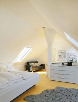 Großzügige Maisonette-Wohnung mit offenem Wohnkonzept und Wellnessbad - Ludwigsburg