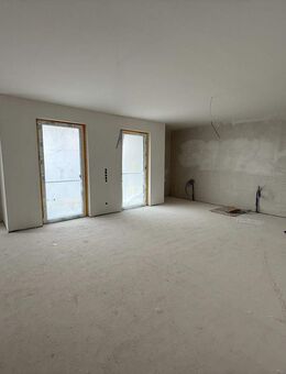 **Neubau-Erstbezug im Zentrum von Gelnhausen 3-ZKB-Wohnung mit EBK + Fahrstuhl** - Gelnhausen